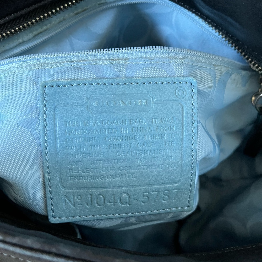 Coach 90s Black Leather Shoulder Bag - Picture 11 of 16